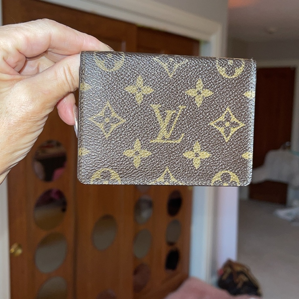 Authentic .Louis Vuitton Monogram Pattern Id Card… - image 6